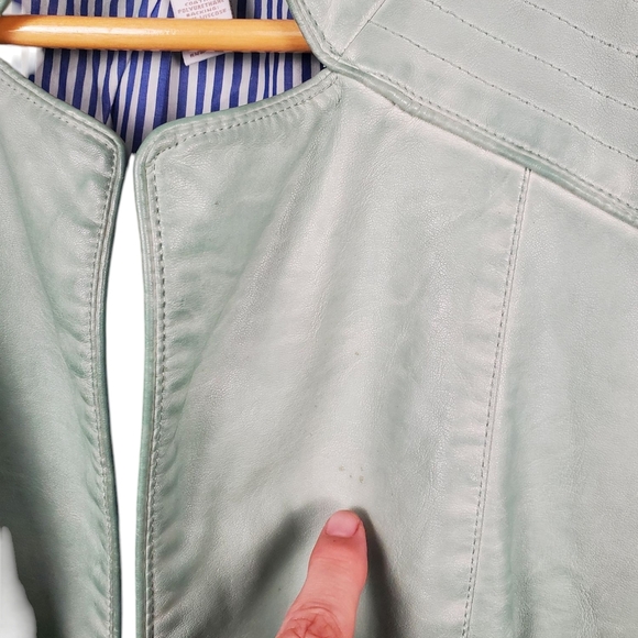 Women's Chico's Vegan Leather Jacket. Green. Chico's Size 2 (12 Or MED conv) - Picture 14 of 15